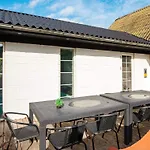 4 Star In Allingabro Vakantiehuis