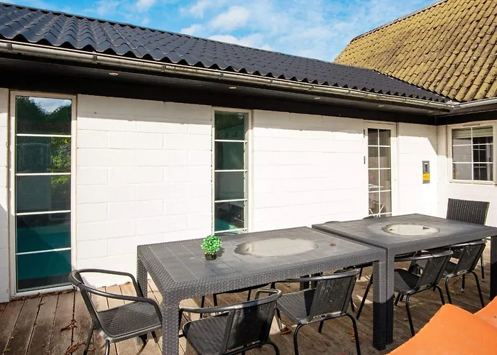 10 Person In Allingabro-by Traum Holiday home